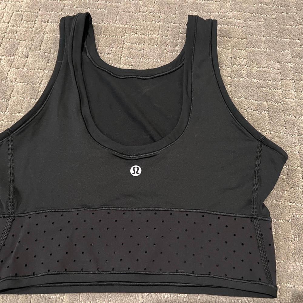 Lululemon crop top size 4